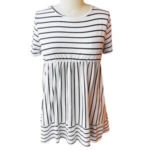 BOMBOM Bohemian Black & White Smocked Boho Babydoll Top ~ Women's Size LARGE